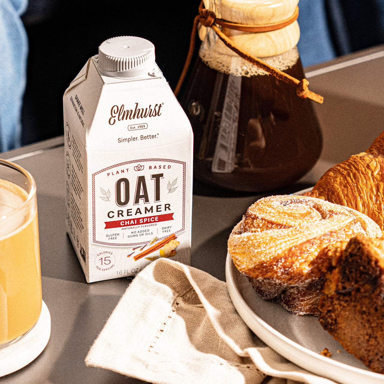 Elmhurst Oat Creamer | 16 Oz (473 ml)