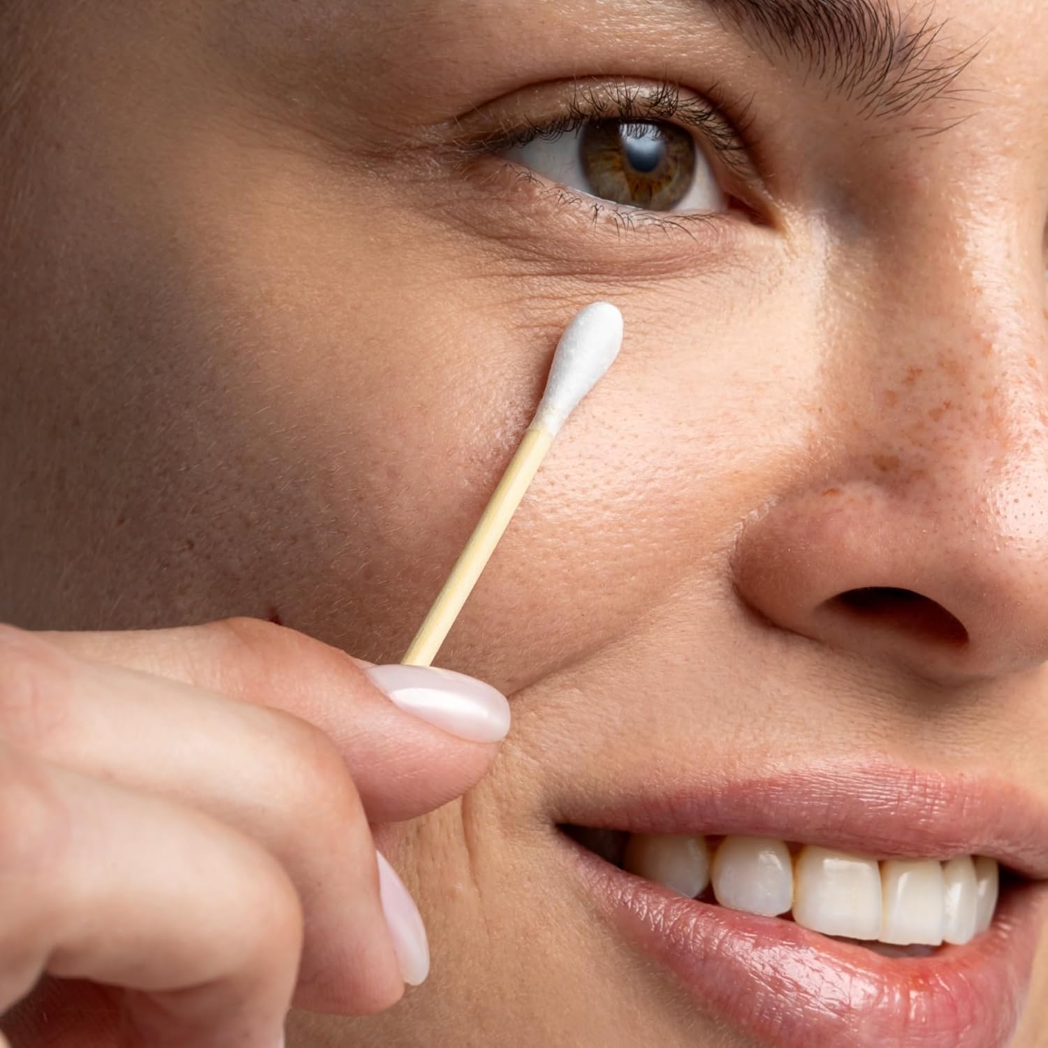 Ciliganic organic cotton swabs are great for makeup removal and more. 