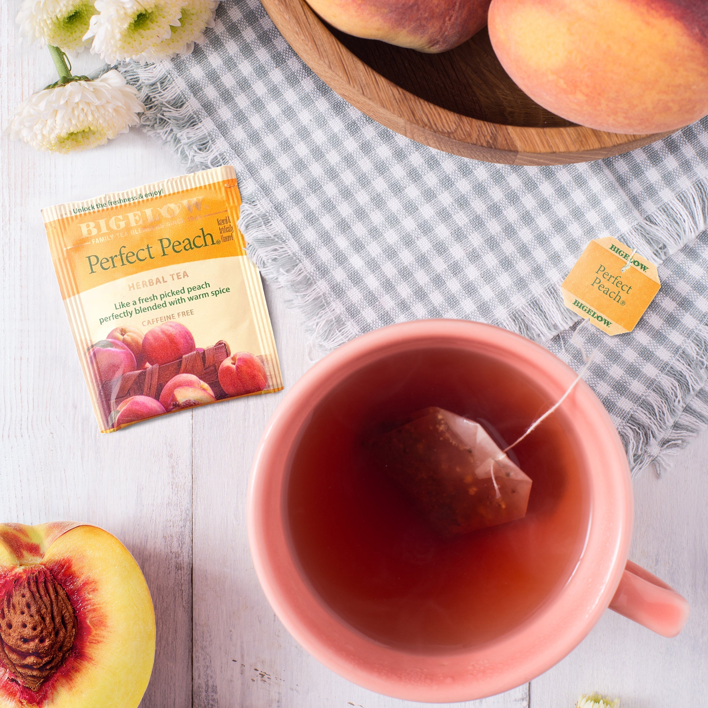 Bigelow Perfect Peach Herbal Tea | 20 Tea Bags